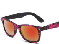 Pink Wayfarer solbrille med sort mønster og spejlglas
