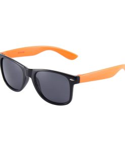 Sort Wayfarer brille med orange stænger